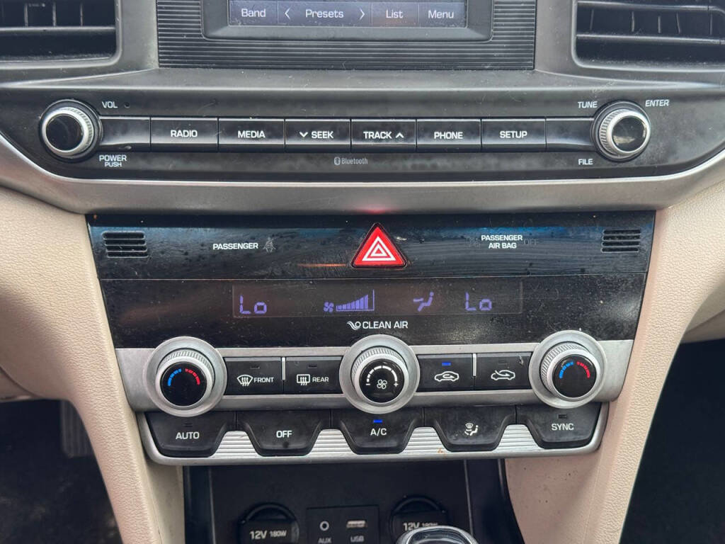 Used 2020 Hyundai Elantra SE image 6