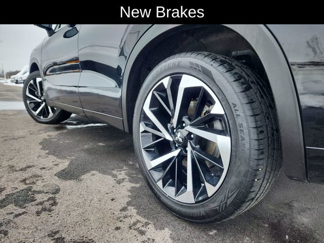 Used 2023 Mitsubishi Outlander SEL image 17