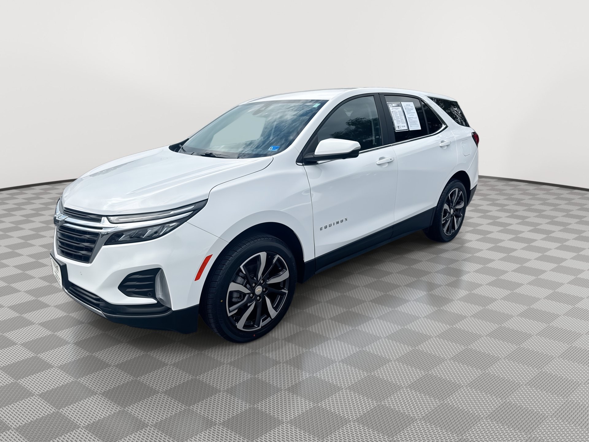 Certified 2022 Chevrolet Equinox LT AWD/4WD image 4