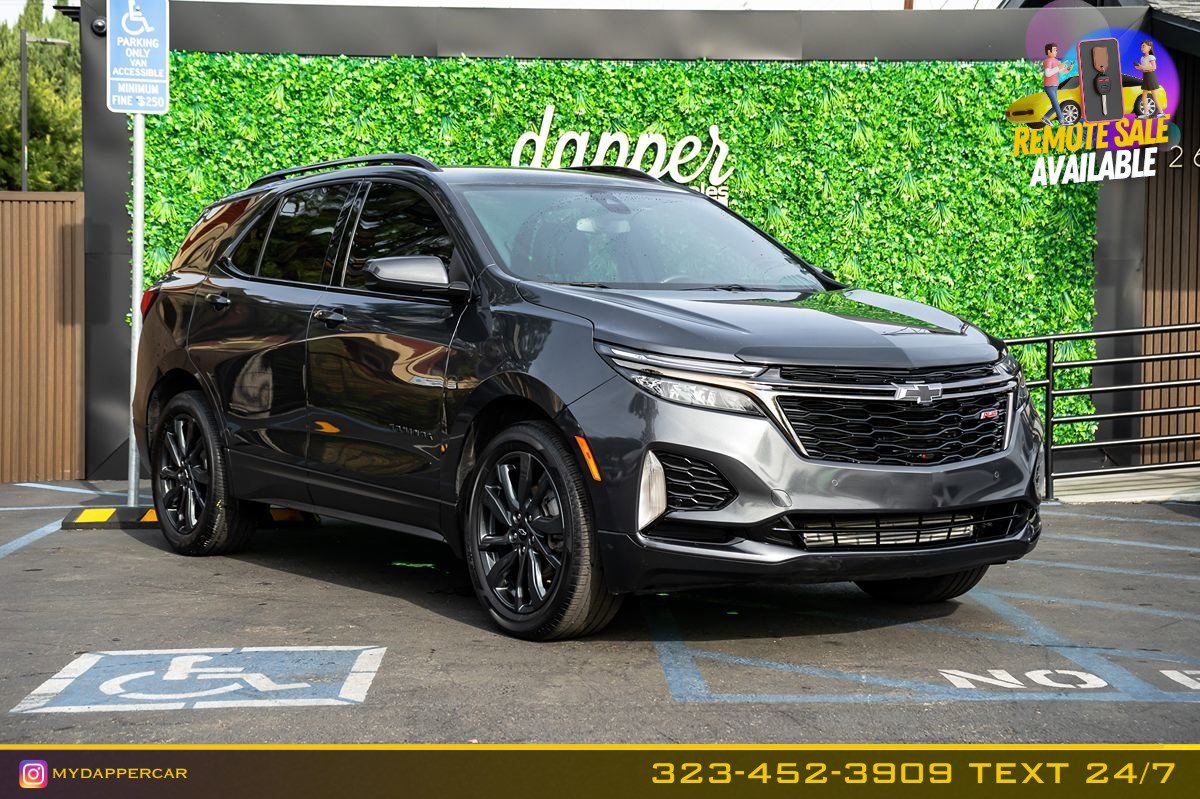 Used 2023 Chevrolet Equinox RS FWD image 3