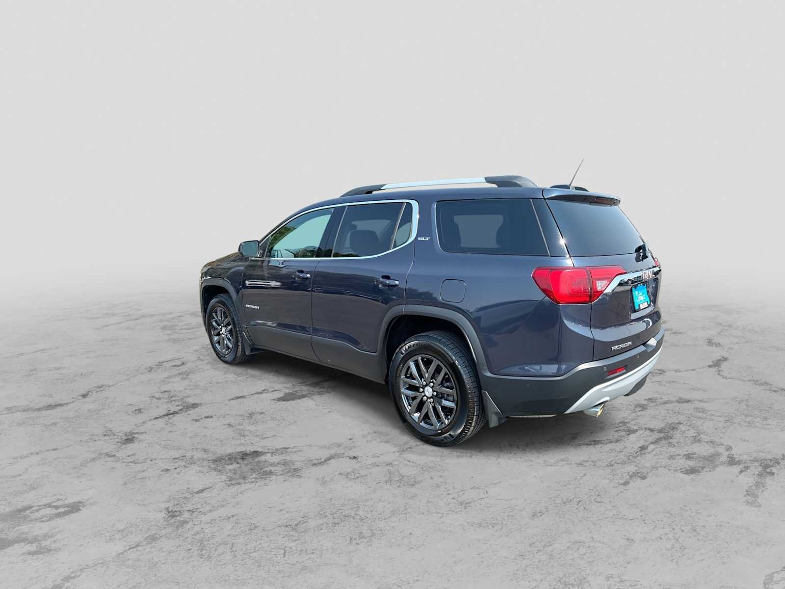 Used 2018 GMC Acadia SLT AWD/4WD image 6