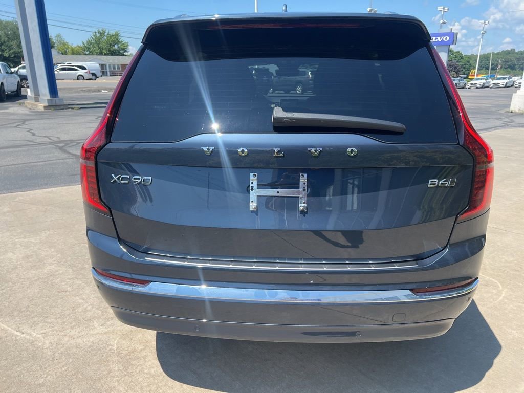 New 2026 Volvo XC90 B6 Plus w/ Protection Package Premier image 4