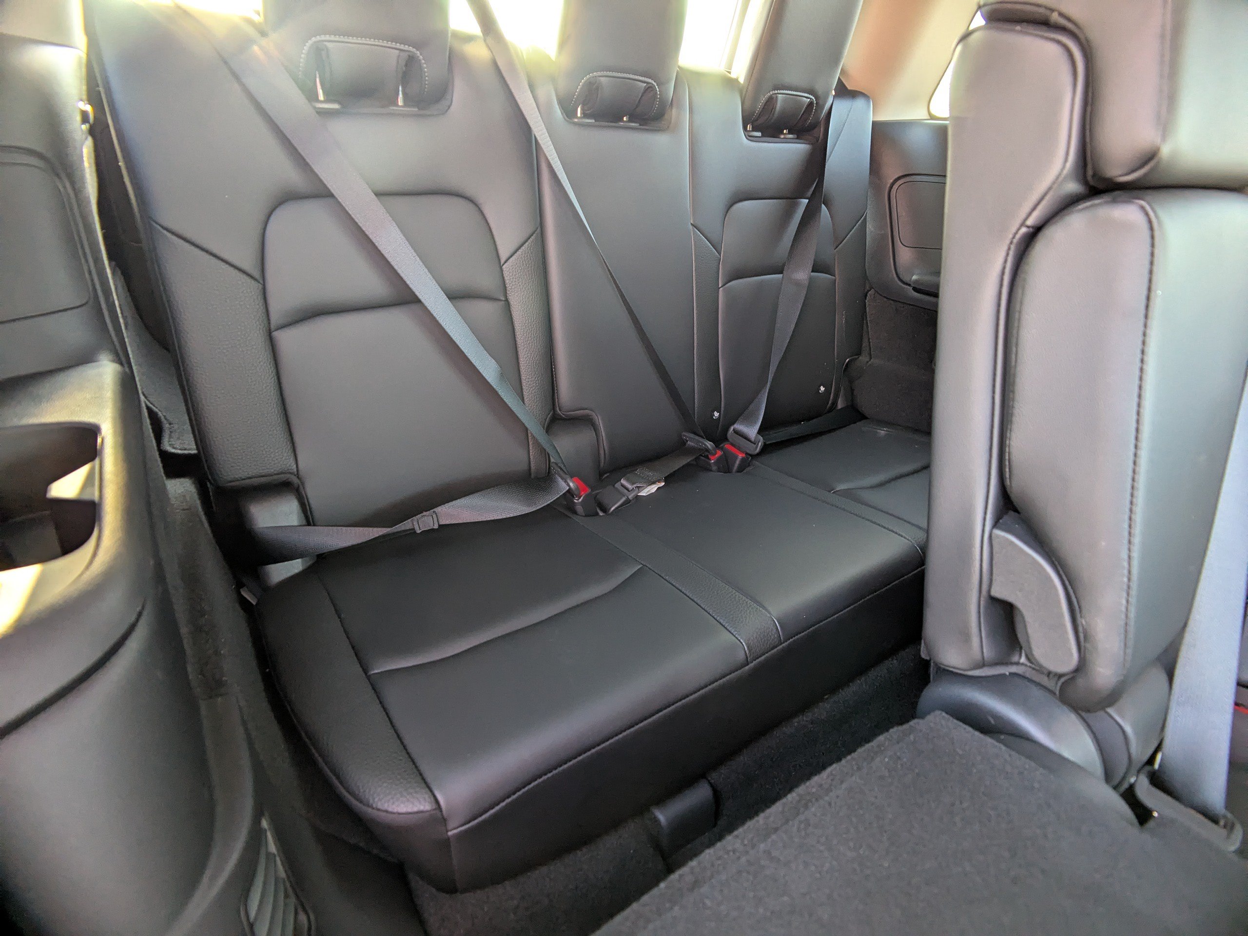 Used 2023 Nissan Pathfinder SL w/ Black Appearance Package AWD/4WD image 15