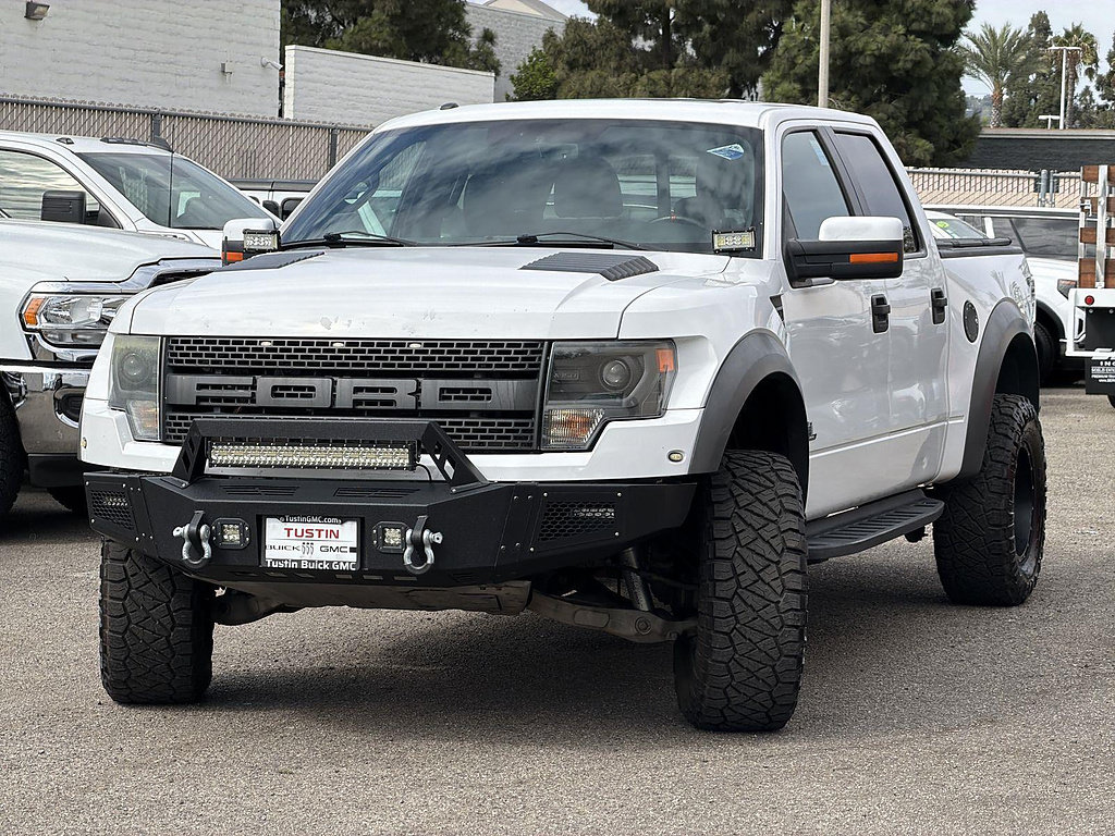 Used 2014 Ford F150 Raptor w/ Equipment Group 801A Luxury AWD/4WD image 3