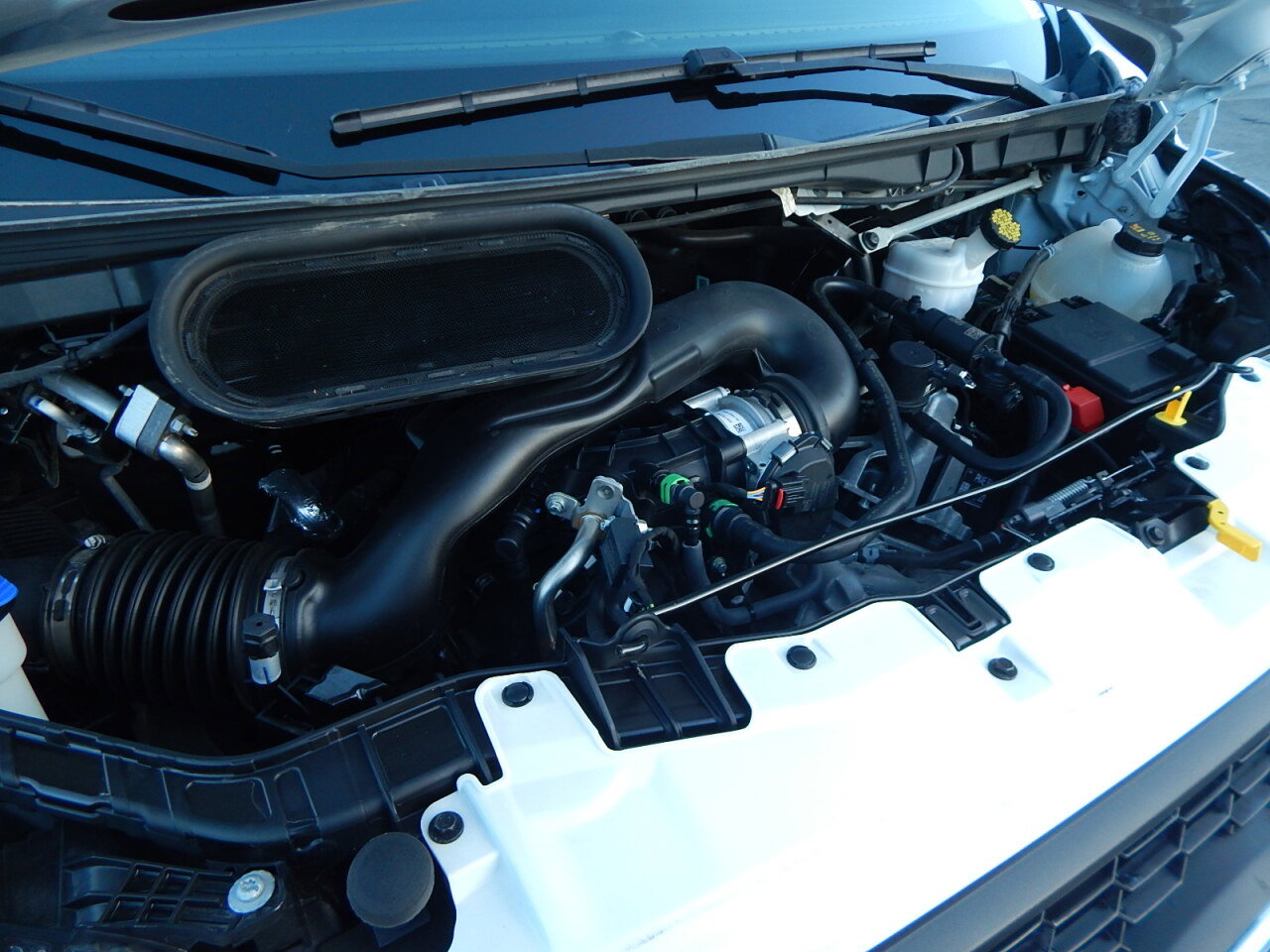 Used 2024 Ford Transit 250 148 Medium Roof w/ Load Area Protection Package image 26