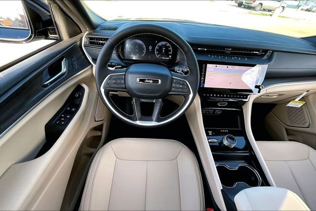 New 2026 Jeep Grand Cherokee Limited AWD/4WD image 21