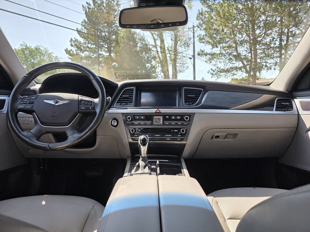 Used 2017 Genesis G80 3.8 AWD/4WD image 20