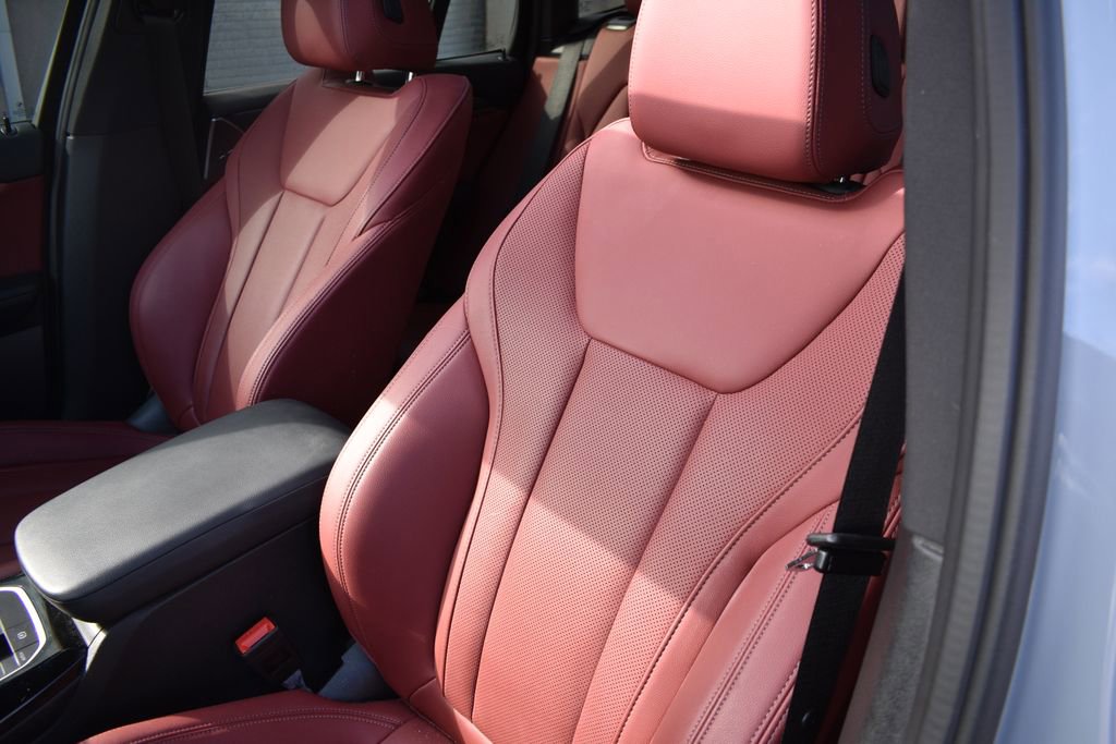 Used 2024 BMW X3 sDrive30i w/ Premium Package RWD image 9