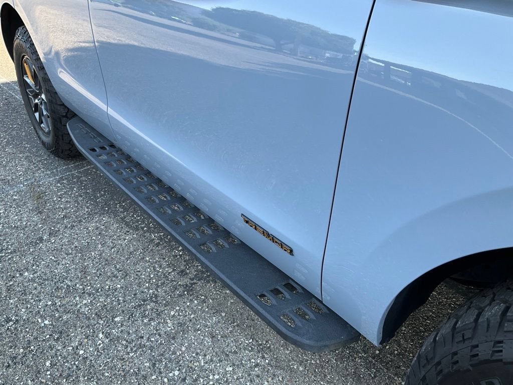 Used 2025 Ford Expedition Tremor AWD/4WD image 11