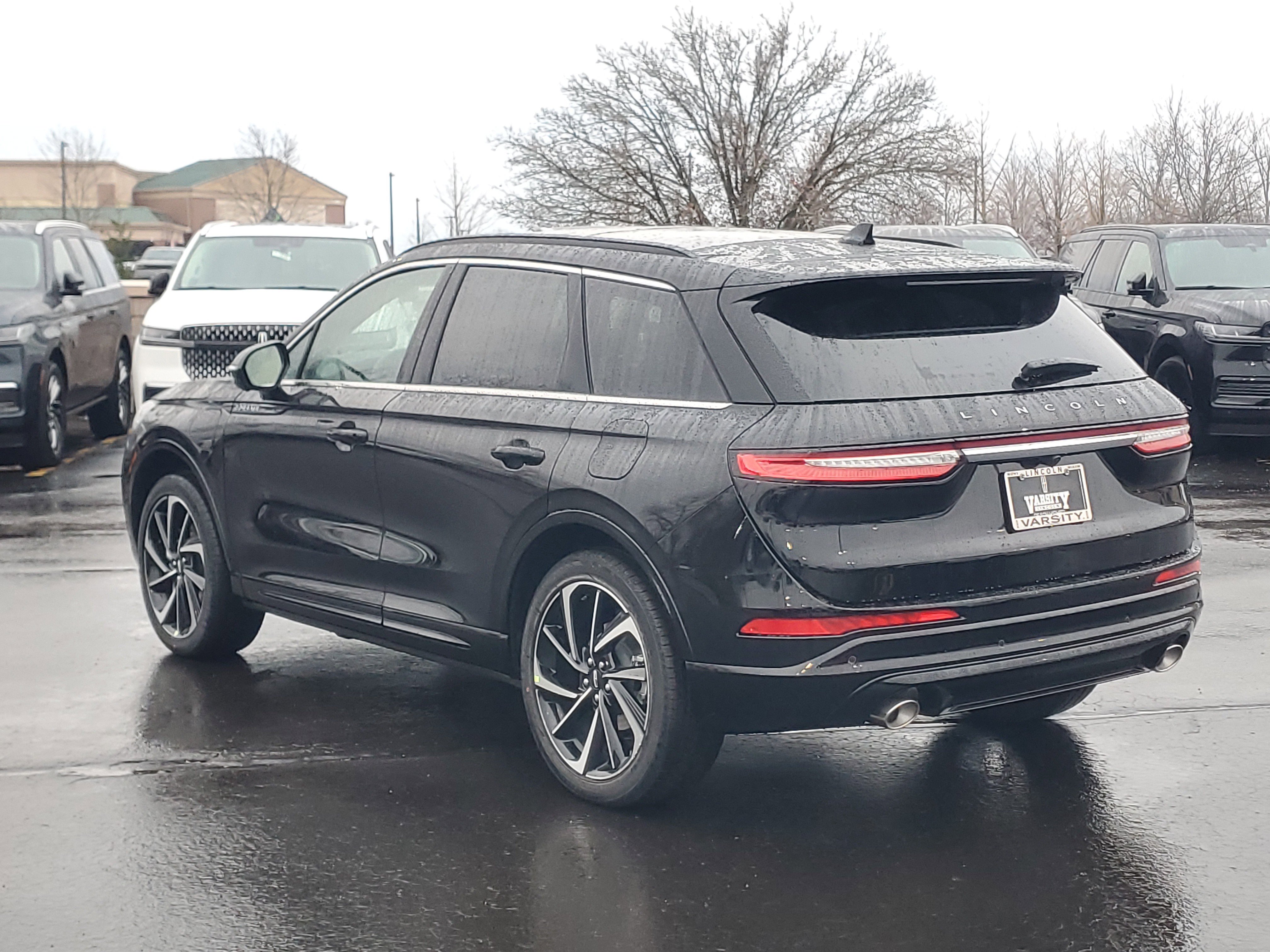 New 2026 Lincoln Corsair Grand Touring image 3