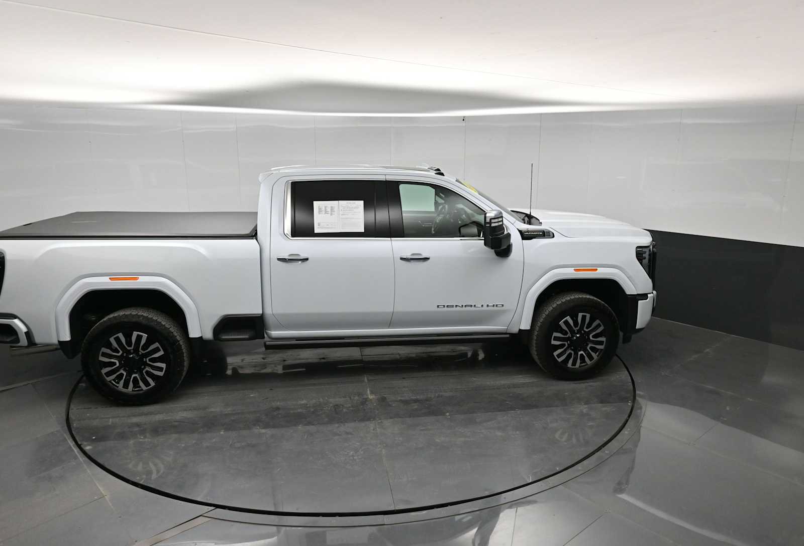 Used 2026 GMC Sierra 2500 Denali Ultimate AWD/4WD image 33