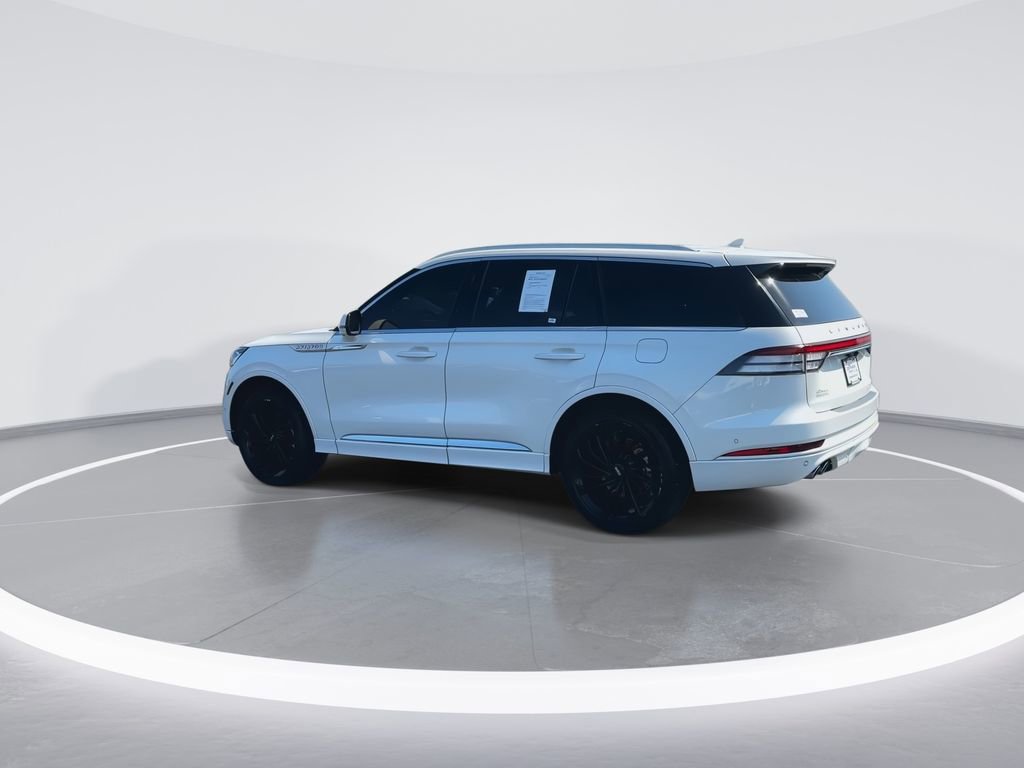 Used 2021 Lincoln Aviator Reserve w/ Equipment Group 208A AWD/4WD image 6