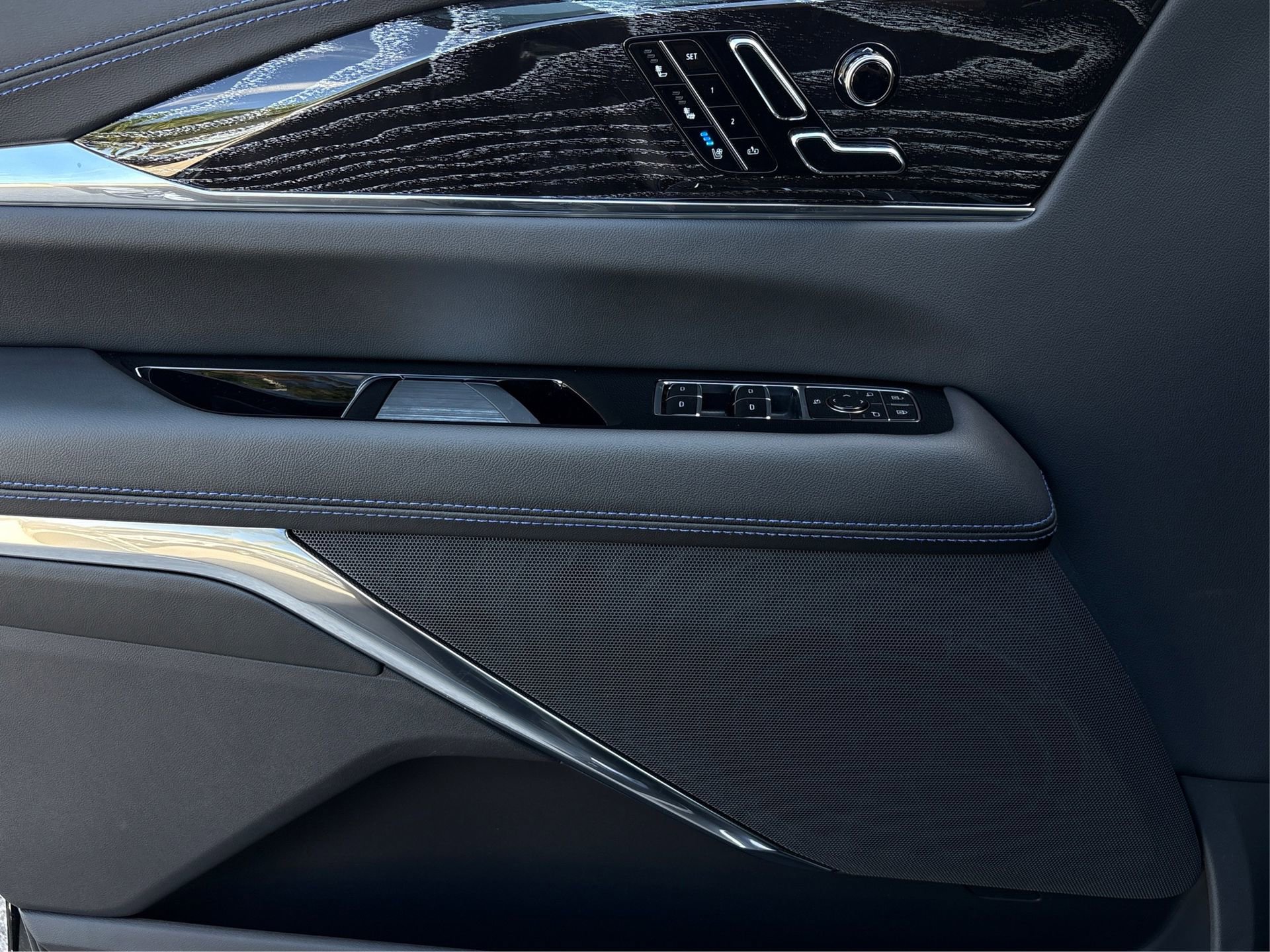 New 2026 Cadillac Escalade IQ Sport 1 image 21