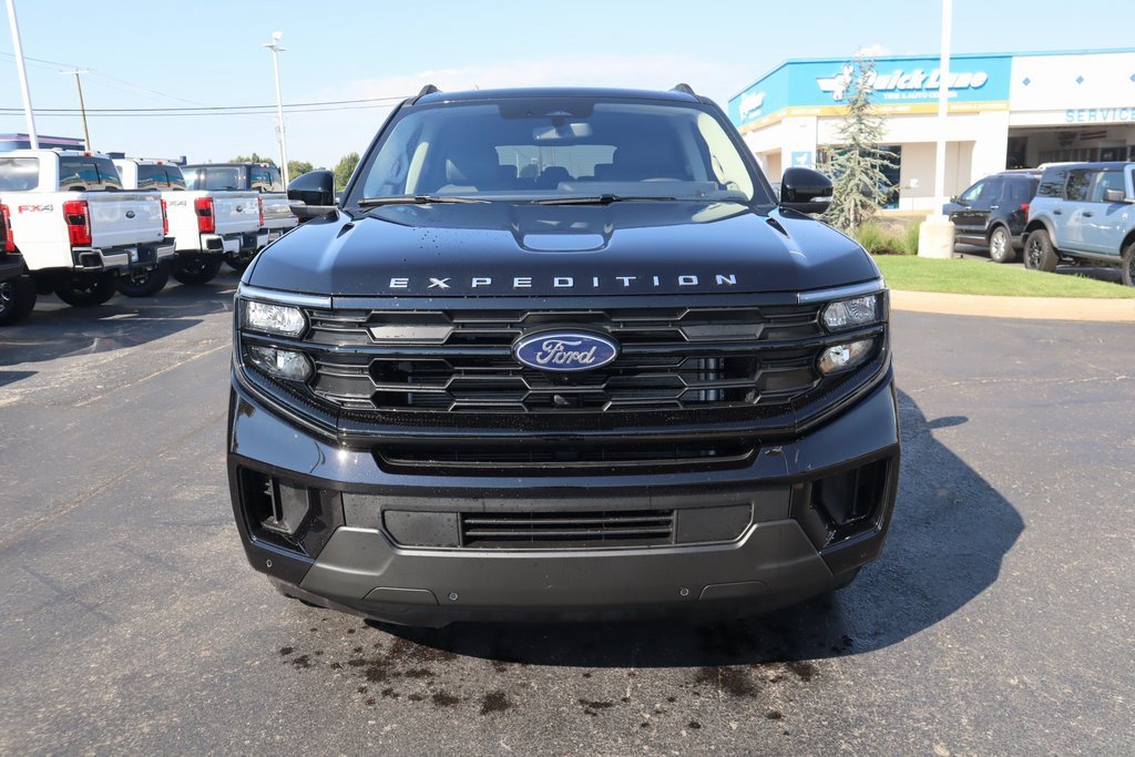 New 2025 Ford Expedition Max Active image 9