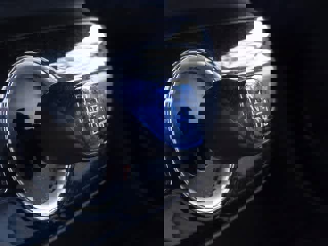 Used 2020 Toyota Prius Prime Limited image 14