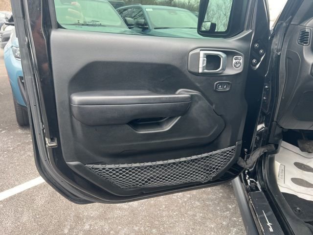 Used 2019 Jeep Wrangler Sport S image 4
