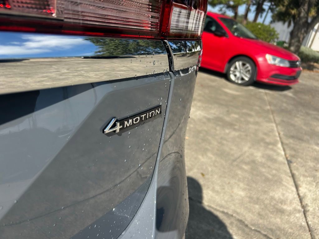 New 2026 Volkswagen Atlas SEL Premium R-Line image 33