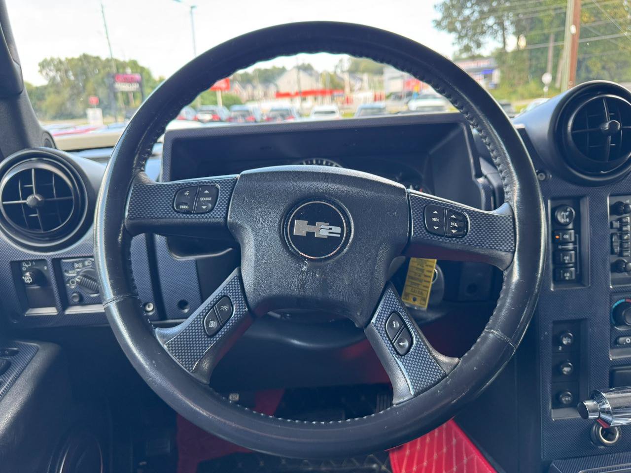 Used 2005 HUMMER H2 w/ Preferred Equipment Group AWD/4WD image 17