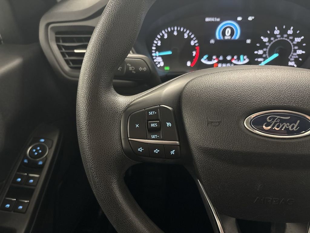 Used 2022 Ford Escape SE image 43