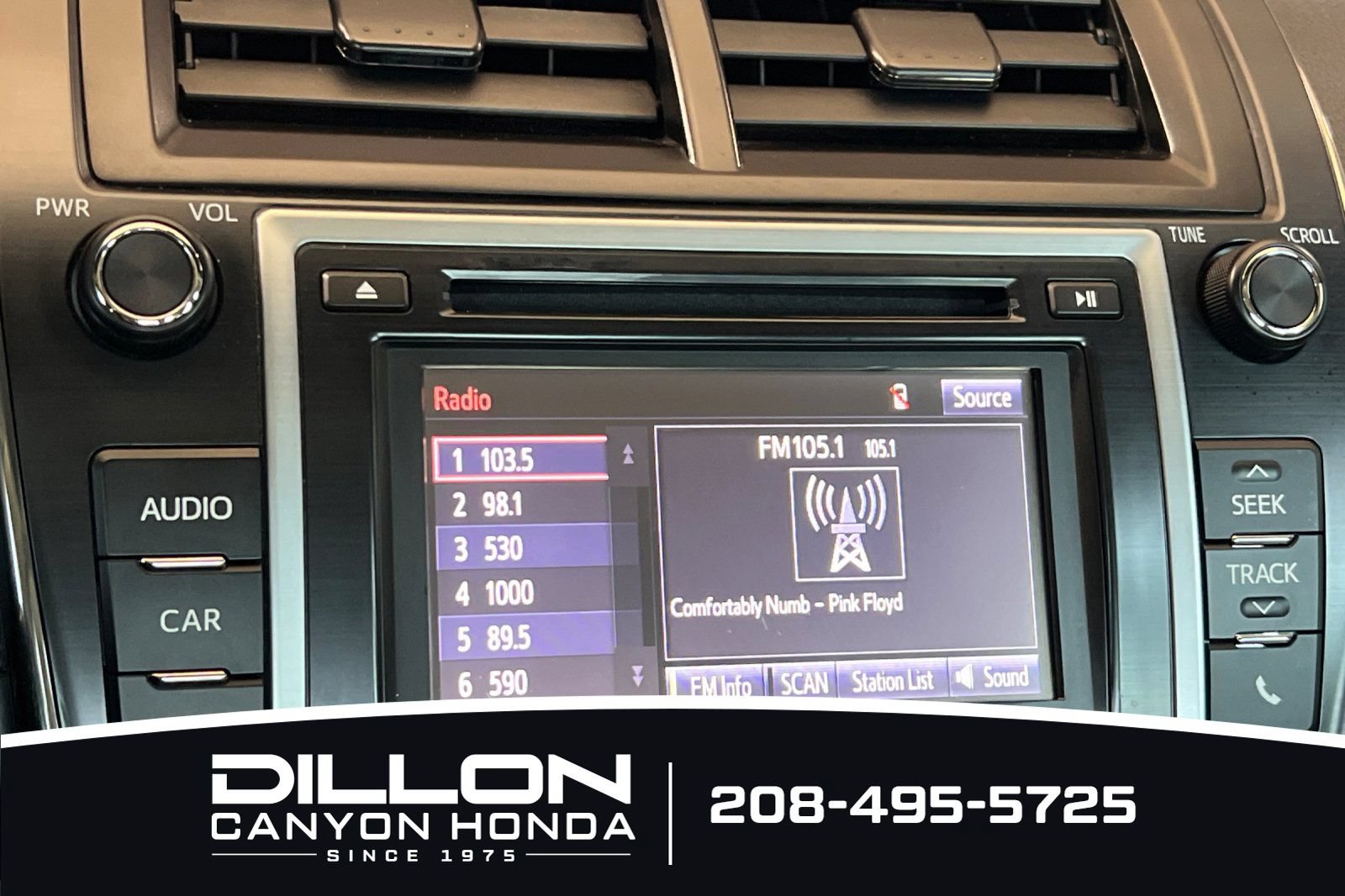 Used 2014 Toyota Camry LE FWD image 18