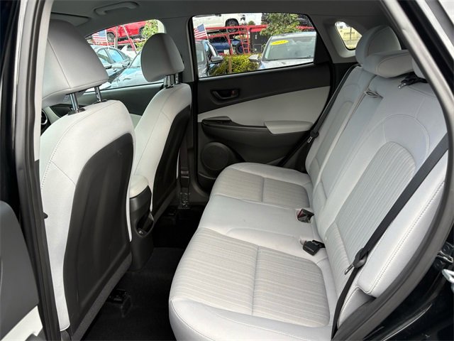 Used 2023 Hyundai Kona SEL image 10