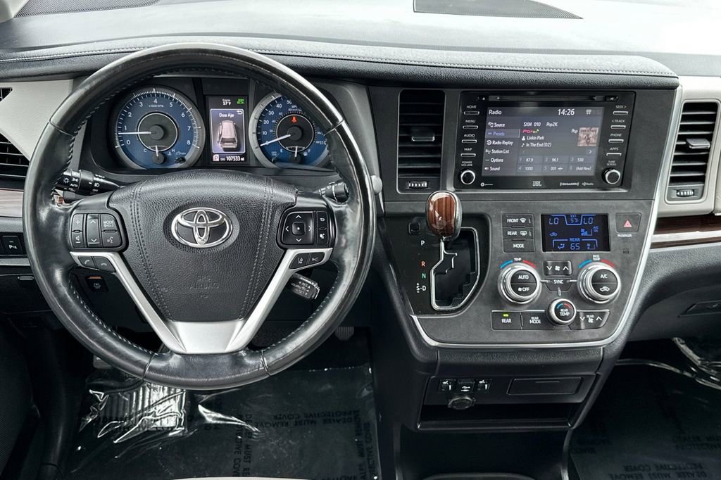Used 2018 Toyota Sienna Limited AWD/4WD image 14