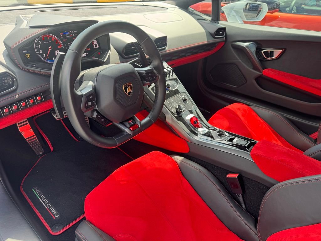 Used 2017 Lamborghini Huracan LP 580-2 RWD image 7