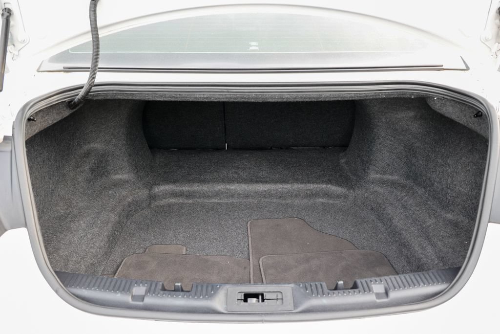 Used 2019 Ford Taurus Limited AWD/4WD image 42