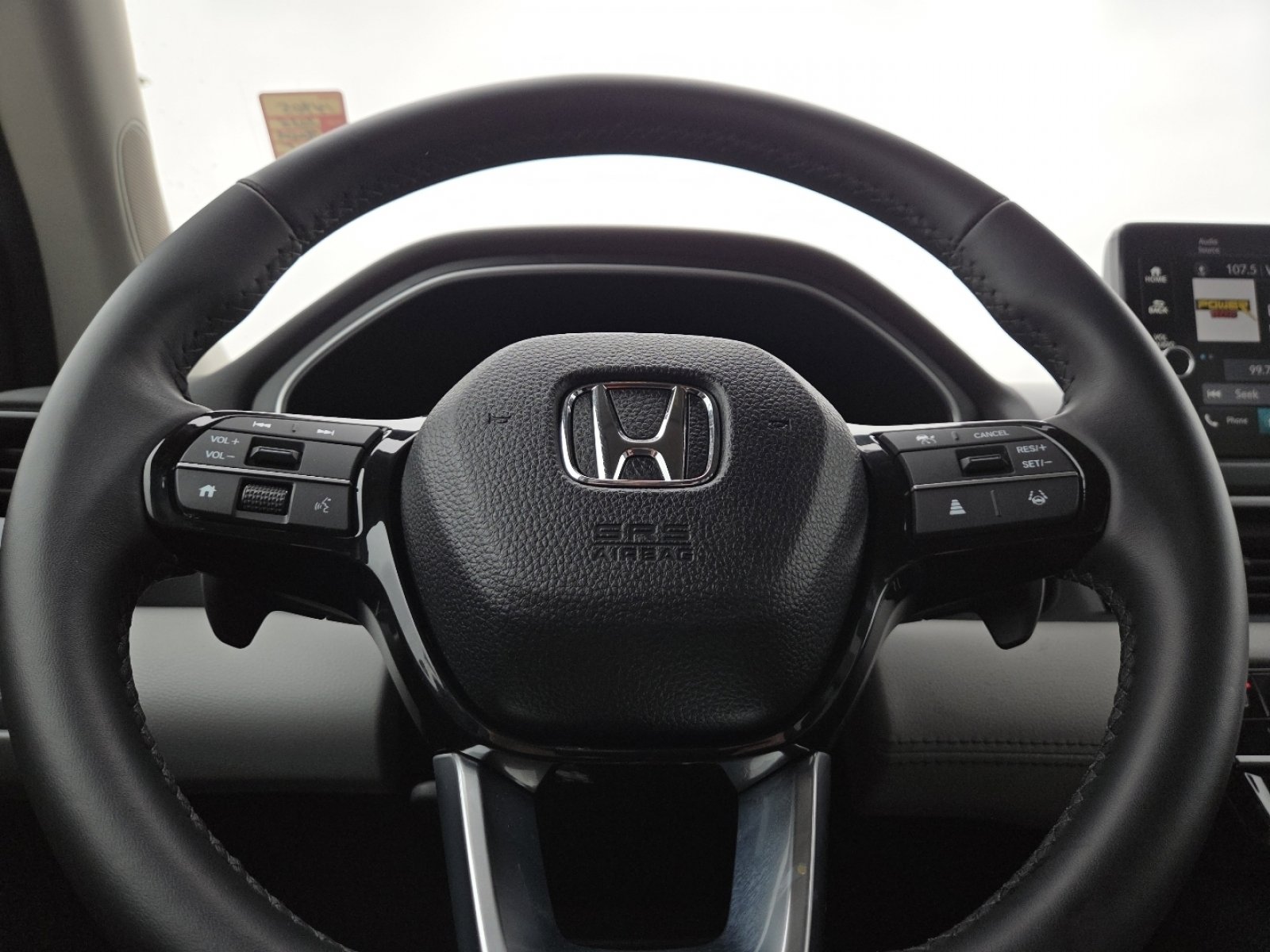 Used 2025 Honda Pilot EX-L image 27