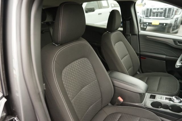 Used 2025 Ford Escape Active w/ Tech Pack #1 FWD image 19