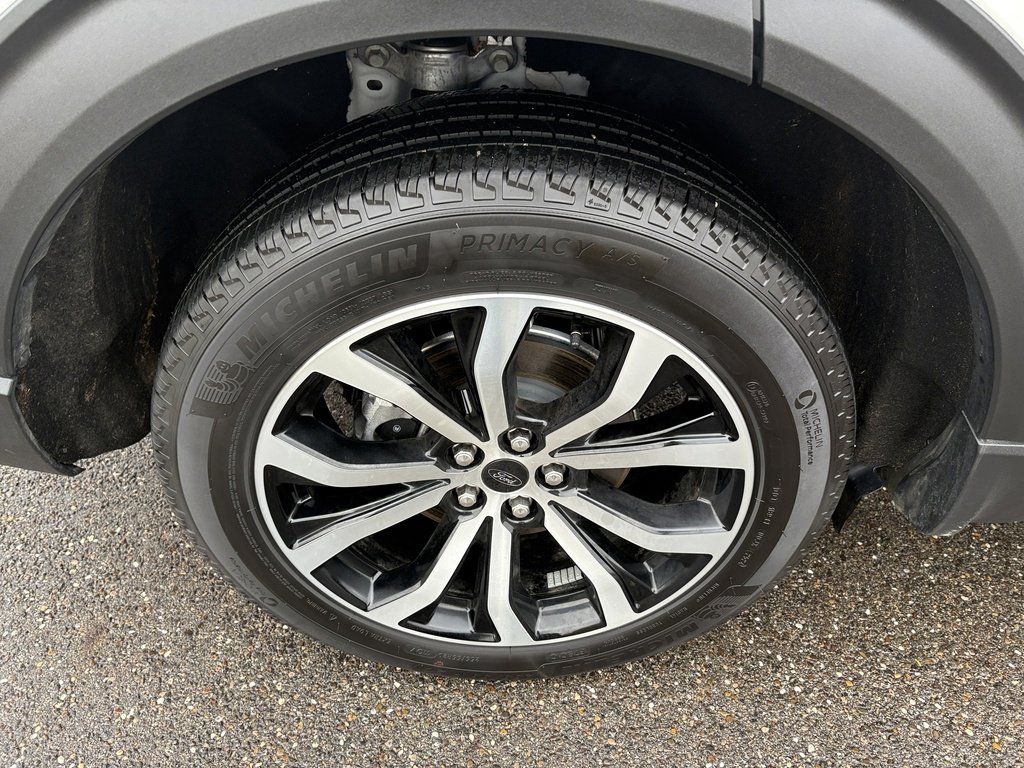 Used 2025 Ford Explorer ST-Line image 14