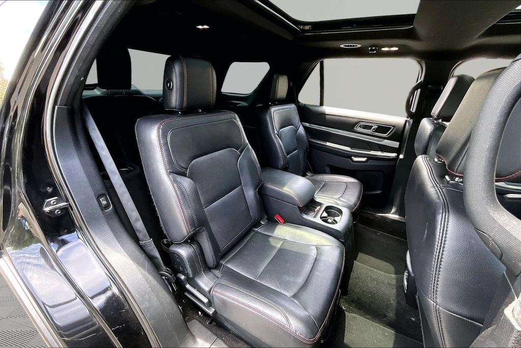 Used 2018 Ford Explorer Sport w/ Equipment Group 401A AWD/4WD image 17