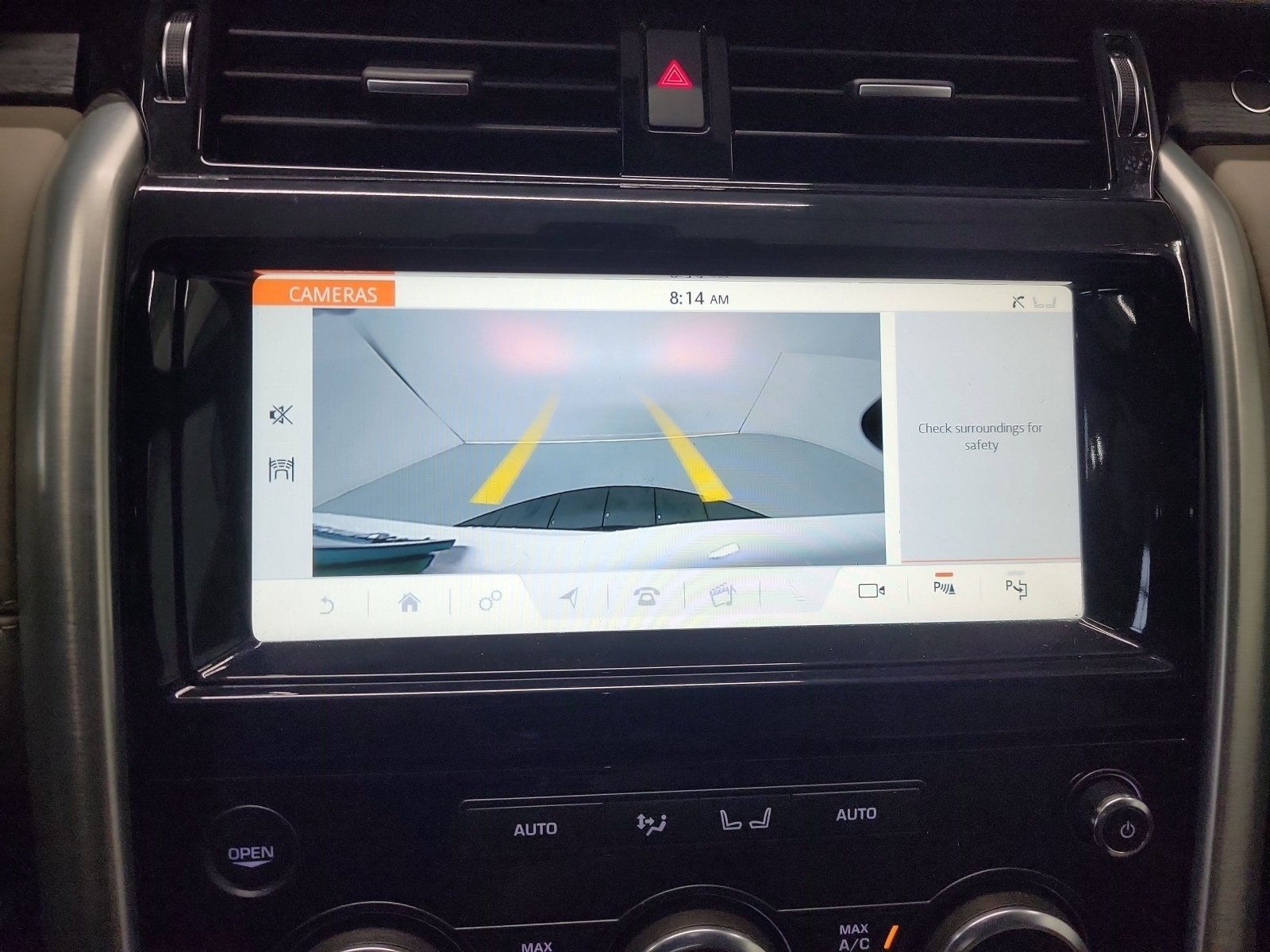 Used 2019 Land Rover Discovery HSE AWD/4WD image 23
