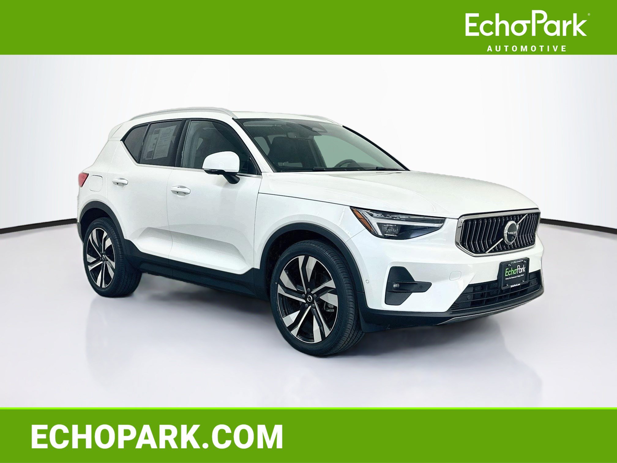 Used 2023 Volvo XC40 B5 Ultimate