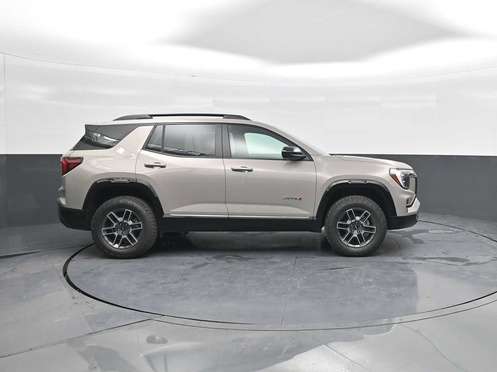 New 2026 GMC Terrain AT4 w/ Technology Package II AWD/4WD image 9