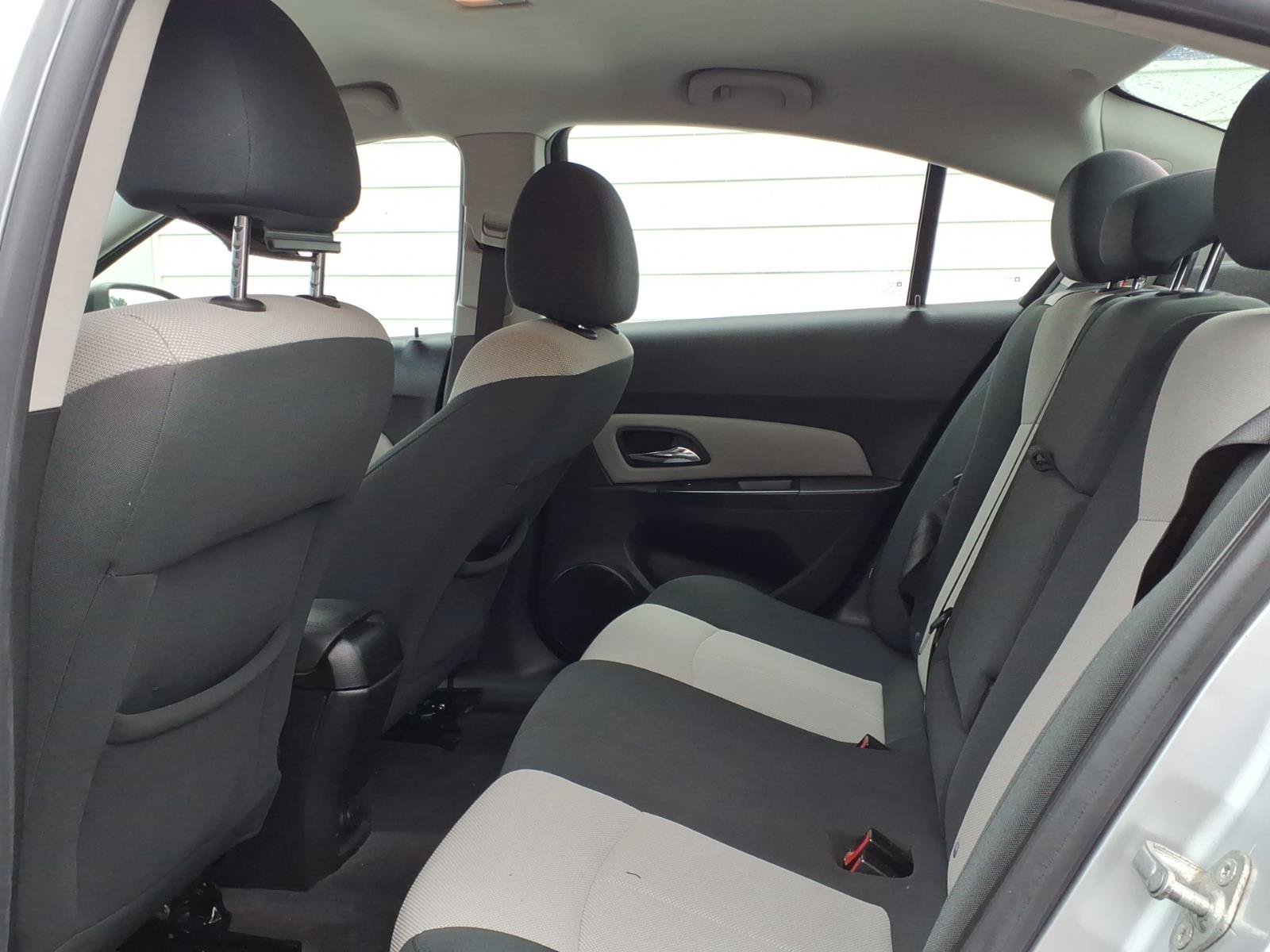 Used 2011 Chevrolet Cruze LS w/ Connectivity Package FWD image 8
