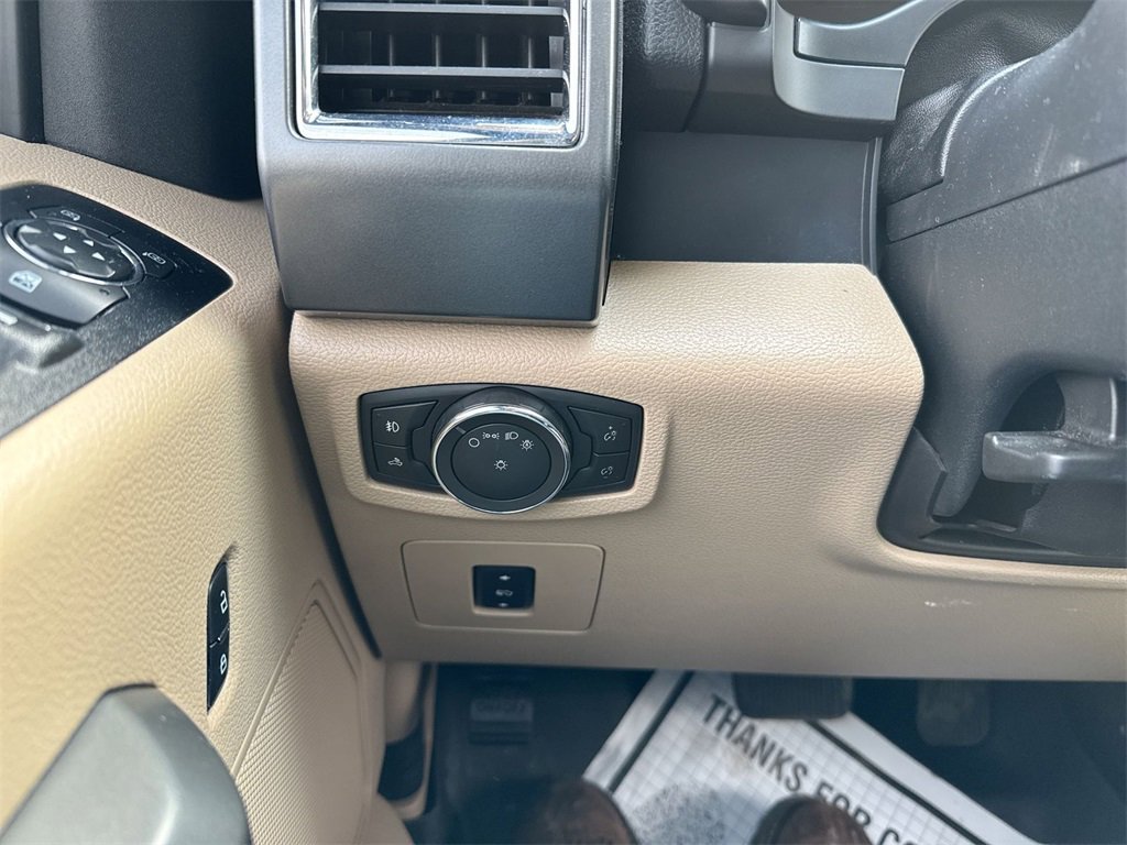 Used 2016 Ford F150 XLT w/ Equipment Group 302A Luxury image 21