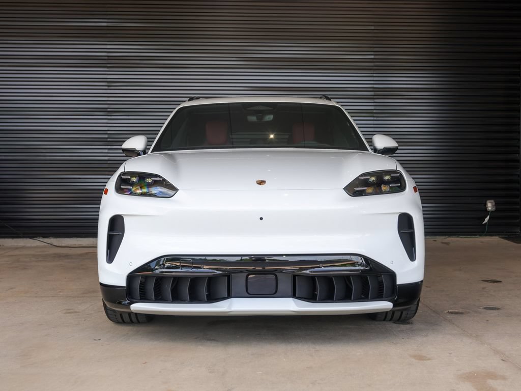 New 2026 Porsche Cayenne Electric AWD/4WD image 10