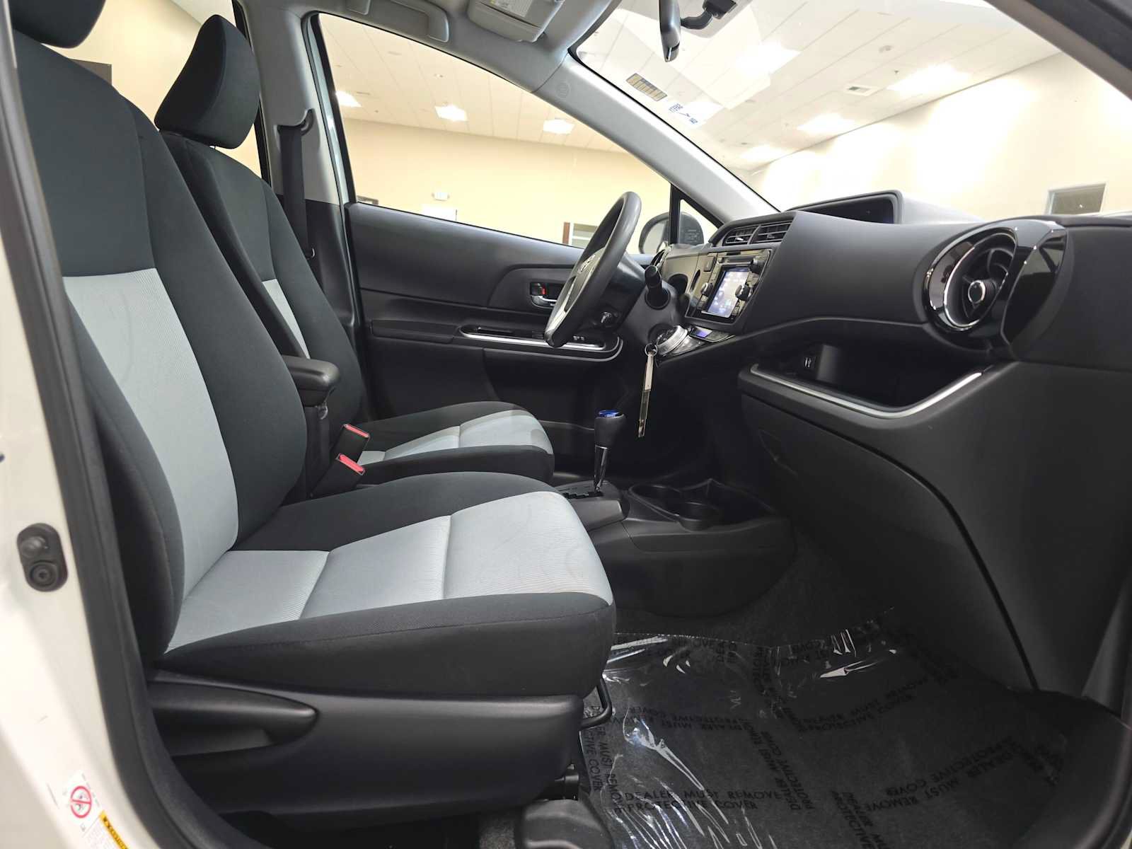 Used 2015 Toyota Prius C Two FWD image 25