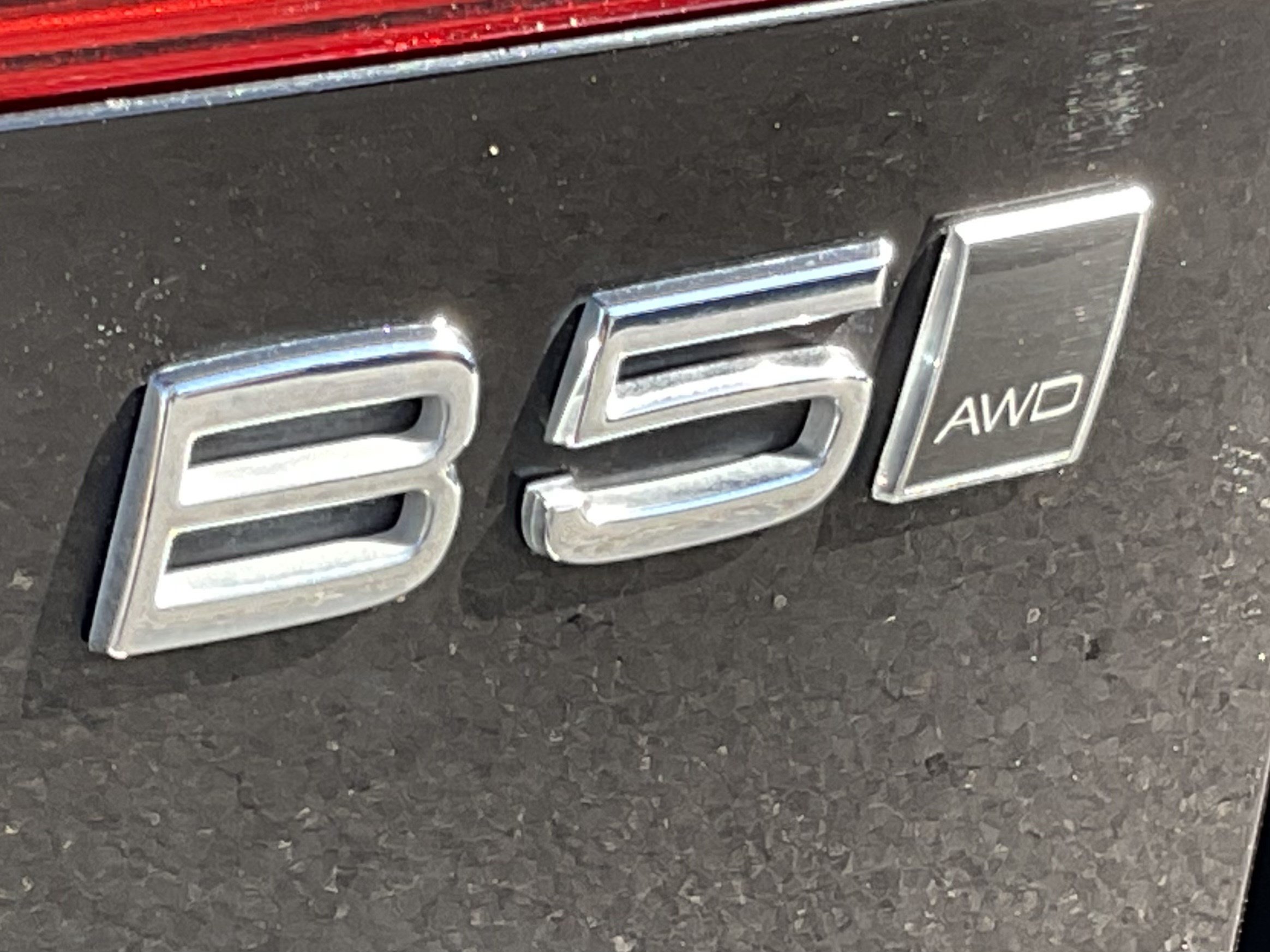 Used 2023 Volvo XC60 B5 Plus AWD/4WD image 8