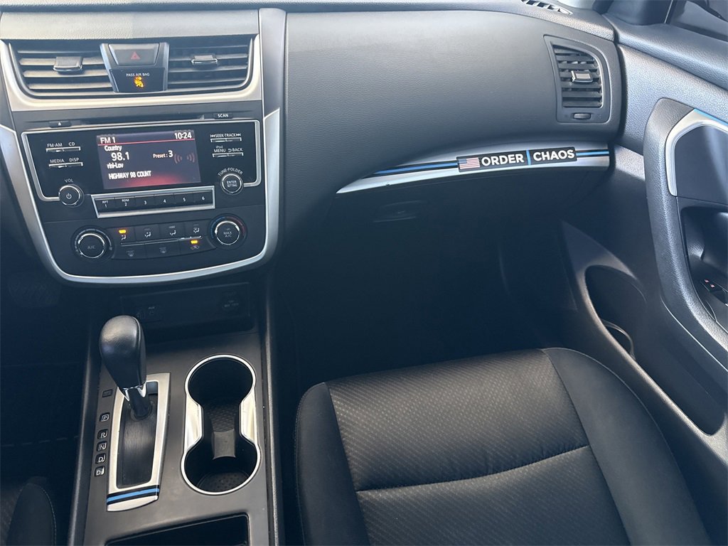 Used 2017 Nissan Altima 2.5 SR w/ Midnight Edition Package image 15
