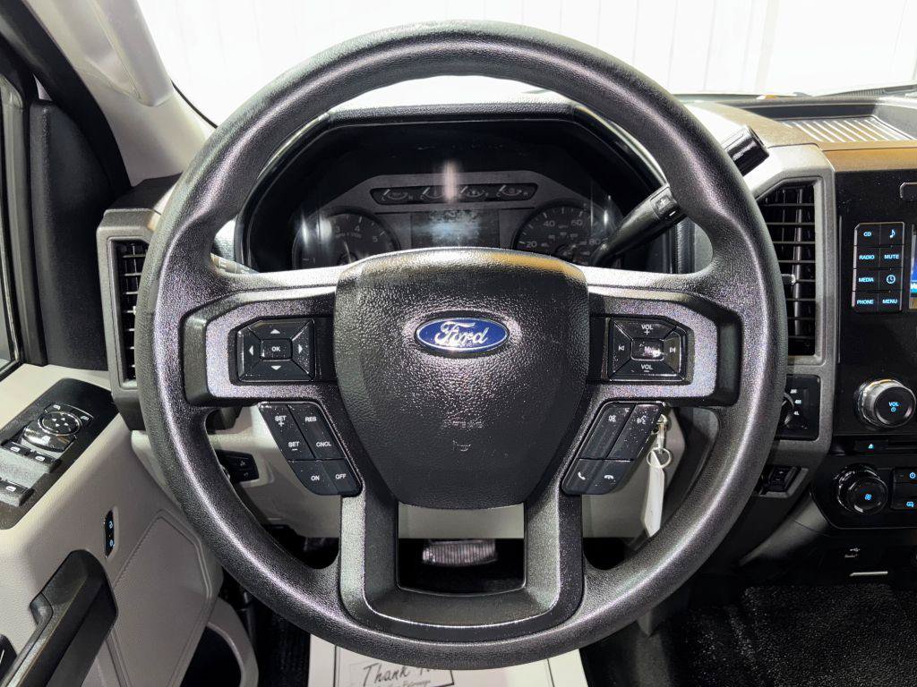 Used 2018 Ford F250 XL w/ Power Equipment Group AWD/4WD image 18