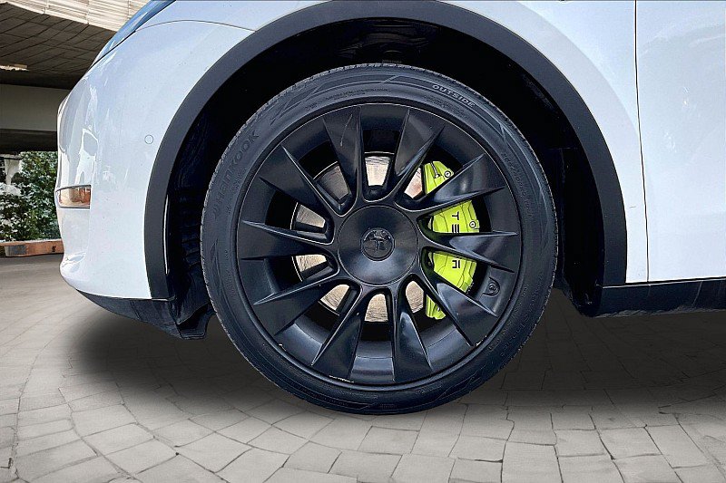Used 2021 Tesla Model Y Long Range AWD/4WD image 7
