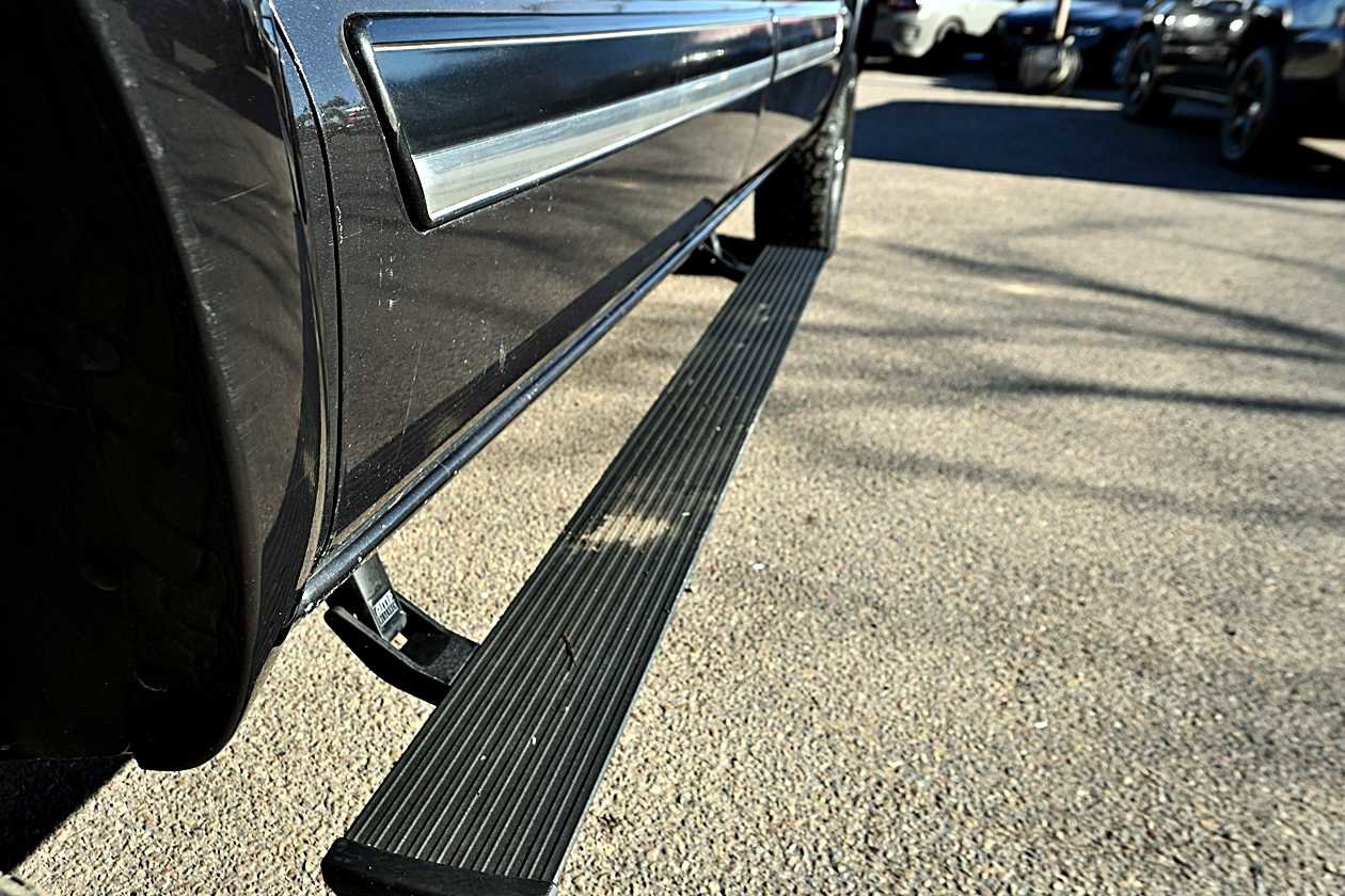 Used 2004 Chevrolet Silverado 2500 LT w/ Skid Plate Package image 9