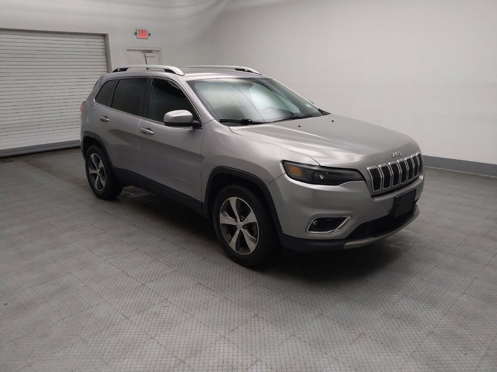 Used 2019 Jeep Cherokee Limited image 11
