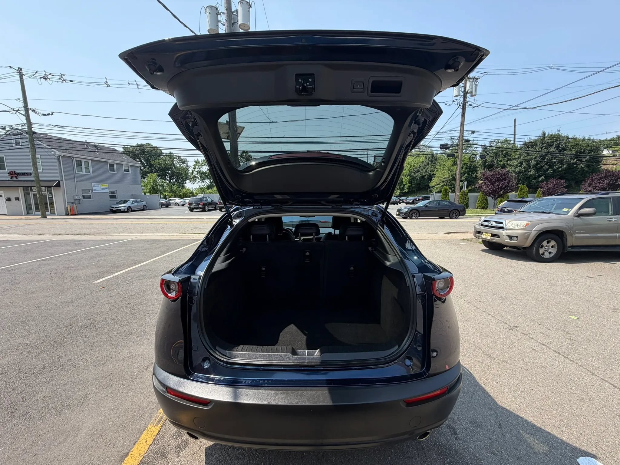 Used 2021 MAZDA CX-30 FWD 2.5 S w/ Select Package image 14