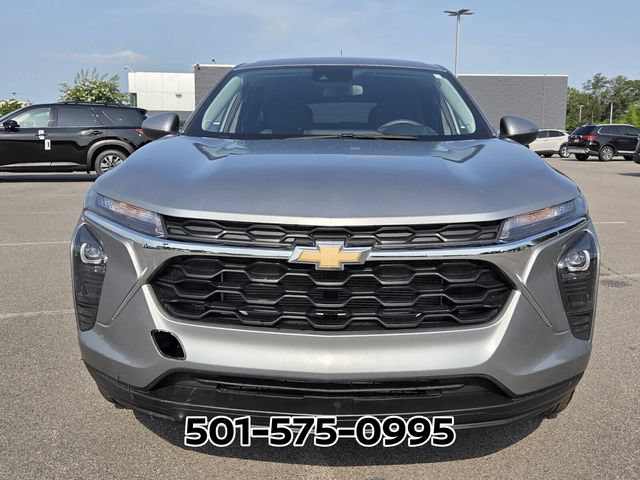 Used 2026 Chevrolet Trax LS w/ LS Convenience Package FWD image 8