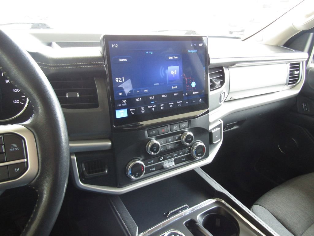Used 2024 Ford Expedition Max XLT AWD/4WD image 27