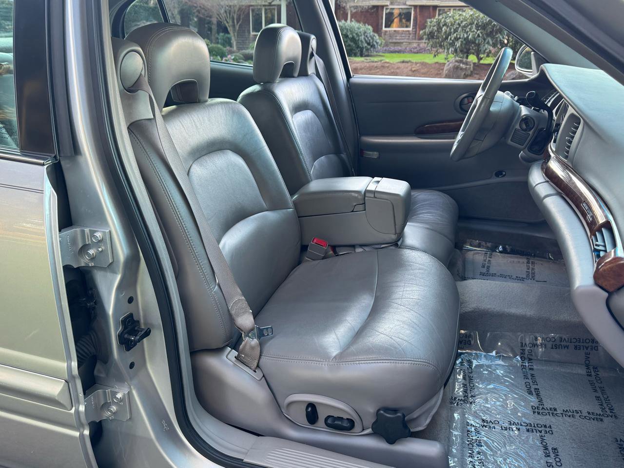 Used 2002 Buick Le Sabre Limited w/ Driver Confidence Pkg image 7