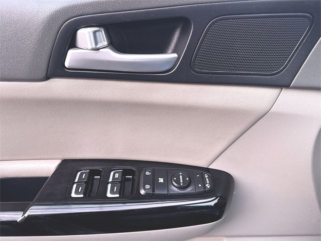 Used 2018 Kia Sportage EX image 22